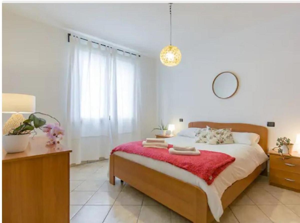Appartement Casa Ulivi Bianco à Rivoltella del Garda Extérieur photo